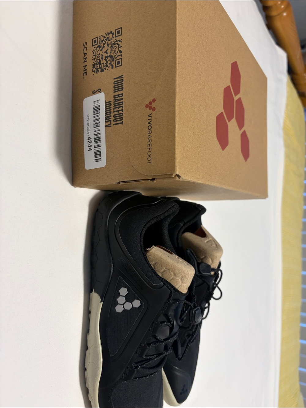 Vivo Barefoot black sneakers with tan accents - Picture 2 of 5